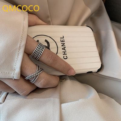 [MM75] QMCOCO เกาหลีบิดโซ่เซแหวนสำหรับผู้หญิงแหวนนิ้วสีเงินวินเทจบุคลิกภาพรูปแบบใหม่แฟชั่นแหวน