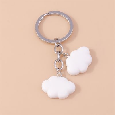 Keychains Resin Clouds Charms Keyrings Souvenir Gifts for Men Car Handbag Pendants Chains Accessories