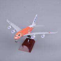 18*20ซม Lega Di Metallo Giappone Aria Airbus A380การ์ตูนเต่าทะเล Arancione Diecast Moo Di Aereo Aereo E Ruote