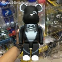 28CM Bearbrick 400โมเดลของเล่นสะสมแอคชั่นของเล่นให้เพื่อน