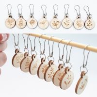 ✷△✉ 8PCs/Set Wood Knitting Stitch Markers Round Flower For DIY Craft Marker Kits Needle Clip Metal Hooks DIY Making Knitting Tools