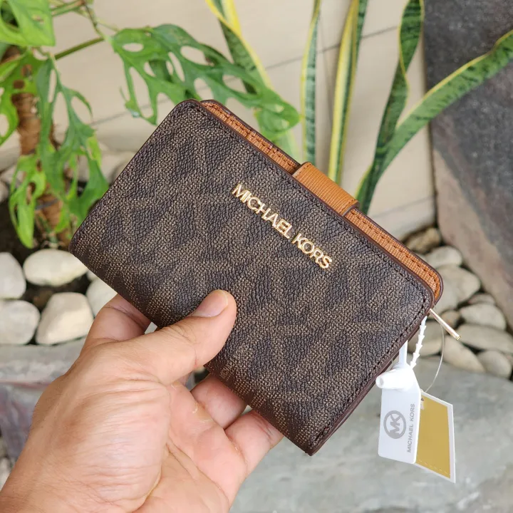 Original Michael Kors Jet Set Travel Signature Large MK Letters Medium  Bifold Zip Coin Wallet - Brown | Lazada PH