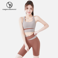 SUPERFLOWER ผู้หญิงโยคะวัสดุโพลีเอสเตอร์กีฬา Bra เสื้อยืด Pads กางเกงขาสั้นกางเกงแยกเสื้อผ้าสำหรับ Gym Jogging ขี่จักรยานไม่ใช่ชุด