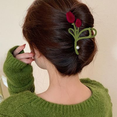 [COD] Flocking pearl tulip hair clip fashion ins temperament back of the head plate grab light luxury all-match accessories wholesale