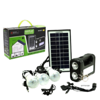 SOLAR LIGHTING SYSTEM GDPLUS รุ่น GD-8017 ชาร์จไฟด้วยไฟบ้าน/USB หรือพลังงานแสงอาทิตย์ผ่านแผงโซลาร์เซลล์ เข้าตัวเก็บไฟ สามารถนำไฟไปใฃ้ชาร์จอุปกรณ์มือถือหรือใช้ร่วมกับหลอดไฟให้ความสว่างได้พร้อมกัน 4 ดวง นาน 2-15 ชม เป็นPowerBank และไฟฉายไฟฉุกเฉินในตัว