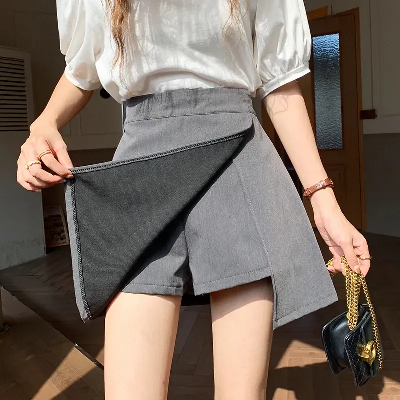 Women's High Waist Buttoned Pattern Side Pleated Short Skirt
