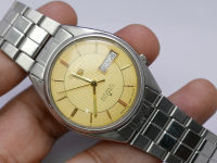 นาฬิกา Vintage มือสองญี่ปุ่น Seiko 5 Five ระบบ Automatic Day Date 6309 581A ผู้ชาย ทรงกลม กรอบเงิน หน้าลายทอง หน้าปัด 34มม. สายสแตนเลสใช้งานได้ปกติ สภาพดี ของแท้ ไม่กันน้ำ