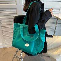 【APR】 Ultra-light mommy bag light female large-capacity canvas bag Korean version casual outing handbag shoulder bag mother and baby care