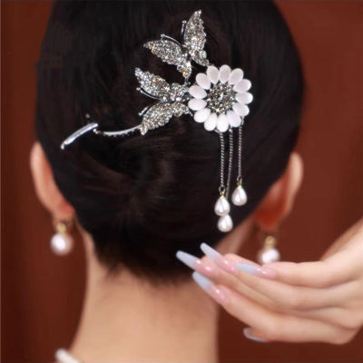 Ornate Hair Chain Crystal Hair Vine Beaded Hair Pins Jewel-encrusted Hair Comb Opulent Headband With Pearls