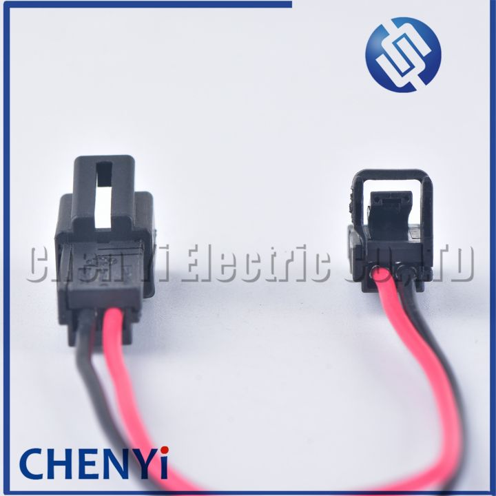 hot-selling-2-pin-car-door-lamp-interior-led-light-speaker-connector-plug-pigtail-for-beetle-golf-jetta-passat-a3-a4-a6-4b0971832-4e0972575