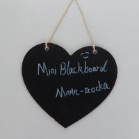 Love Heart Shape Vintage Hanging Wood Blackboard with Rope Message Label Memo Sign Mini School Home Hanging Blackboard Artificial Flowers  Plants