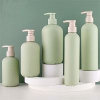 【YF】₪  500/300/200ml Plastic Bottle Shampoo Refillable Bottles