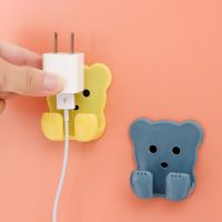 2Pcs/Set Power Cord Plug Bracket Plastic Cartoon Animal Socket Storage Rack Wall Mounted Plug Hook Waterproof for Household