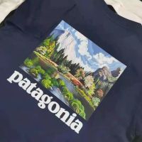 【New】[S-5XL]เสื้อยืดแขนสั้น ผ้าฝ้ายแท้ พิมพ์ลายตัวอักษร Patagonia ทรงหลวม สไตล์เรโทร สําหรับผู้ชาย และผู้หญิง