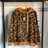 2023 BAPE X pubg ผู้ชาย H oodies sweatershirt สีส้มพรางเสื้อกันหนาวแจ็คเก็ตเสื้อเสื้อผ้า Bape × MCM เสื้อแจ็กเก็ต ลายพราง ปักโลโก้ด้านข้าง