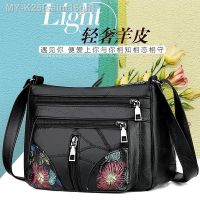 New Style Korean Version Large-Capacity Shoulder Bag Temperament Travel Messenger Fashion Middle-Aged Mother Soft Leather Side 【AUG】