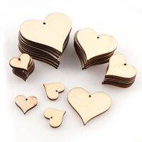 【YF】☄♧♘  Mixed size Perforated wooden heart patch Crafts Scrapbooking Supplies Wedding DecorationHand-made Graffiti Buttons