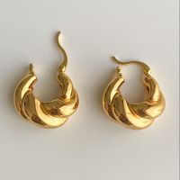 LAC.COLLECTION - Croissant Hoops ?