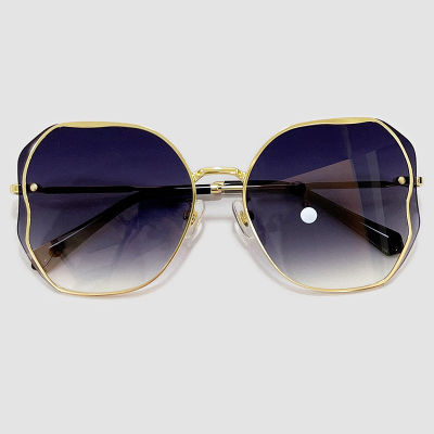 2021ไล่โทนสีแว่นกันแดดผู้หญิงเสื้อผ้าแบรนด์วินเทจอาทิตย์แว่นตาสีน้ำตาลหญิงขับรถแว่นตา O culos de sol.
