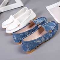 big size womens flat shoes fashion korean slip-on loafers nurse lazy shoes for men couple mom ladies white blue kasut