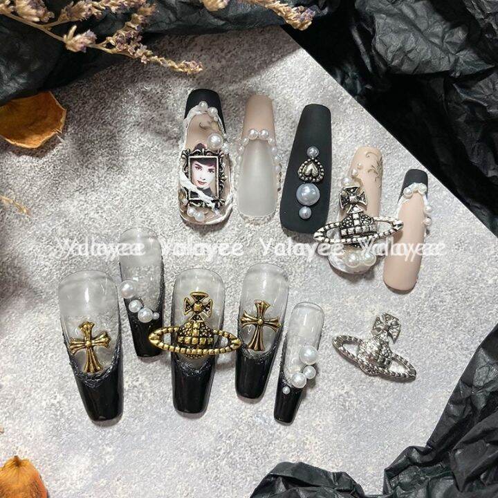 yalayee-manicure-accessories-อุปกรณ์ตกแต่งเล็บ-โลหะ-รูปกางเขน-หัวใจ-สามมิติ-หรูหรา-สไตล์พังก์-ตะวันตก-แฟชั่นเรโทร-5211059