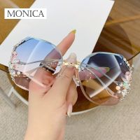 ✐ Luxury Fashion Oversized Rimless Sunglasses Women Fashion Brand Designer Big Frame Diamond Square Sun Glasses For Female