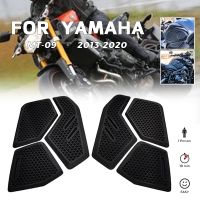 Motorcycle Anti slip Fuel Tank Pads Gas Knee Grip Traction Sticker Protector For Yamaha MT09 2013 2014 2015 2016 2017 18 19 2020