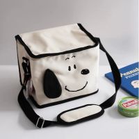 ญี่ปุ่น Snoopy กระเป๋าปิกนิกกลางแจ้งกระเป๋าสะพายไหล่สะพายข้างเก็บความเย็นกระเป๋าอาหารกลางวันการ์ตูนนักเรียน