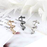 3colors Pins fashion Gun snake cane pharmacy health needle Brooch doctor nurse symbol Badge