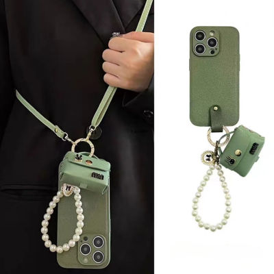 กระเป๋าใส่หูฟังกระต่ายสีเขียวฤดูร้อนสำหรับ iPhone14promax สเตอริโอ Moonpit กรณีโทรศัพท์สำหรับ iPhone13 Pearl Bracelet Case สำหรับ iPhone12 Promax Leather Bevel Strap Case สำหรับ iPhone11