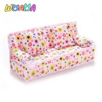 Hot 1Set Dollhouse Cute Miniature Furniture Flower Cloth Sofa With 2 Cushions For Doll Kids Play House Toys