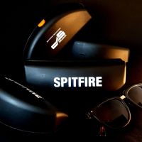 กล่องแว่น glasses case by SPITFIRE ของแท้ 100%