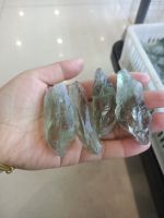 ธรรมชาติดิบหยาบสีเขียว Fluorite ควอตซ์คริสตัลคริสตัลคริสตัลกระจายหินแร่ตัวอย่าง Garden Home Decor Ornament