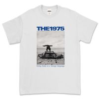 【New】เสื้อยืดพิมพ์ลายแฟชั่นเสื้อยืดแขนสั้น พิมพ์ลาย The 1975 BEING FUNNY IN A FOREIGN LANGUAGE สําหรับผู้ชาย