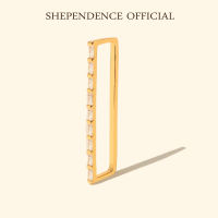 Shependence ต่างหูสไลด์บาเก็ต (Crystal Baguette Industrial Cuff)