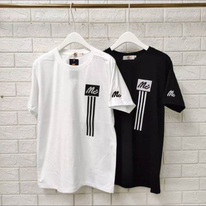 เสื้อยืดปักm-c-แบบขีดงานป้ายห้อยเสื้อยืดแขนสั้น-ผ้าคอตตอน-ใส่ได้ทั้งผู้ชายและหญิง-ถ่ายจากสินค้าจริง