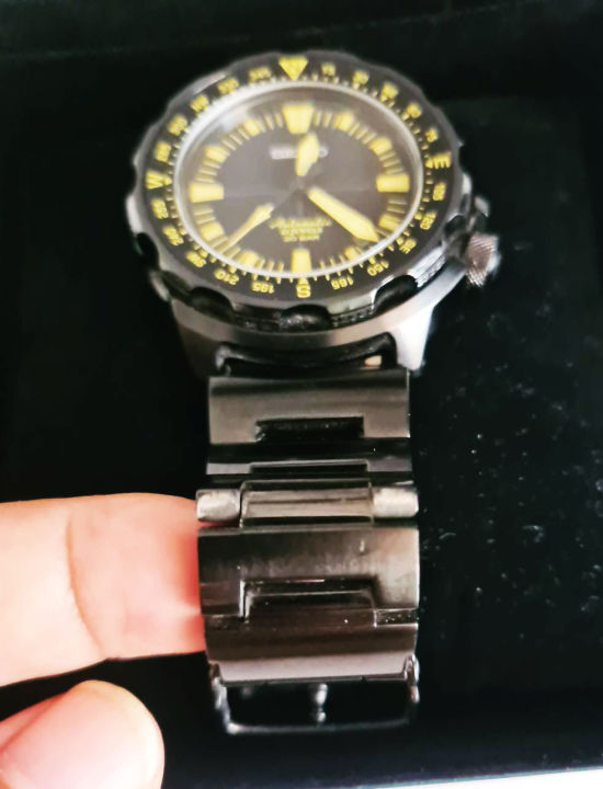 นาฬิกา-seiko-land-monster-sarb049-6r15-01h0-made-in-japan-สีดำ-x-สีเหลือง-สวยมาก-มือสอง-ใช้น้อย-เจ้าของขายเองสวยมาก