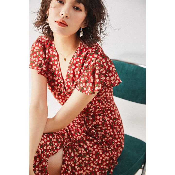 women-summer-chiffon-flower-printed-dresses-with-butterfly-sleeves-pleated-v-neck-short-sleeve-slim-fishtail-dress-8z