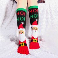 ถุงเท้ายาวห้านิ้วสำหรับผู้หญิงถุงเท้าลายการ์ตูนเกล็ดหิมะถุงเท้าทรงท่อกลางสำหรับฤดูหนาว