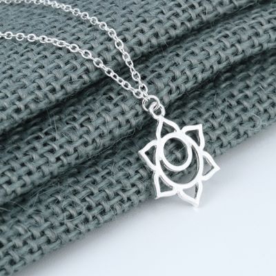 【cw】 CHENGXUN Sacral Chakra Pendant Necklace Fashion Jewelry sSecond Chakr ！