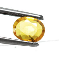 0.75 ct บุษราคัม เผาเก่า (Yellow Sapphire Heated) ทรงไข่