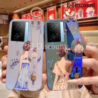 เคส Nillkin สำหรับ VIVO IQOO Z7X ที่คลุมสายรัดข้อมือสำหรับผู้หญิงหรูหราปกหลัง VIVO IQOOZ7X ลายดอกไม้เคสซิลิโคนสำหรับ