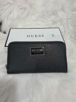 กระเป๋าสตางค์ใบยาว Guess Long Wallet กระเป๋าสตางค์ใบยาวสุดคลาสสิก วัสดุ Saffiano