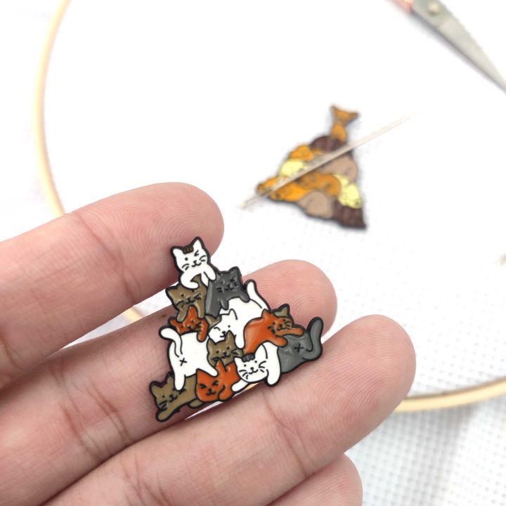 needle-keeper-magnet-puppy-dogs-needle-minder-cute-magnetic-needle-keeper-finder-sewing-needles-holder-cross-stitch-embroidery-needlework