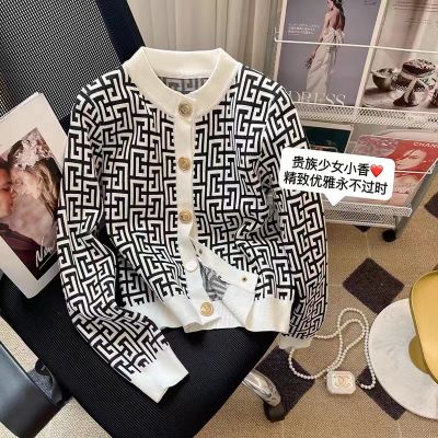 Womens Small Fragrant Knitting Long Sleeve Cardigan 2023 New Metal Button Color Contrast Short Top