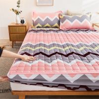 3pieces 1pc Mattress Cover 2pcs pillowcases Thick Quilted Fitted Bed Sheet Printed Bedding Queen King Non-slip