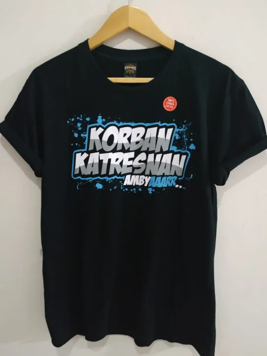 KAOS HITAM DISTRO KAOS KATA-KATA KORBAN KATRESNAN KAOS KEREN KAOS MURAH KAOS UNTUK PRIA DAN WANITA | Lazada Indonesia