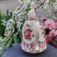 Nobility Beauty Dress Coffee Pot Ceramic Embossed Rose Teapot Royal Wedding Party Tools Tableware Set Christmas Gifts