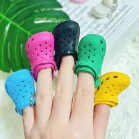 1PC น่ารัก 3D MINI EVA Beach Hole Little Croc รองเท้าพวงกุญแจสาวของขวัญกระเป๋าอุปกรณ์ตกแต่งพวงกุญแจลอยพวงกุญแจ Charm-zptcm3861