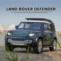 1/18ช่วง Rover Defender SUV โมเดลรถโลหะผสม Diecast ของเล่นโลหะ Off-Road ยานพาหนะรถจำลองเสียงและแสงของขวัญเด็ก